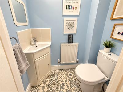 Picture 3